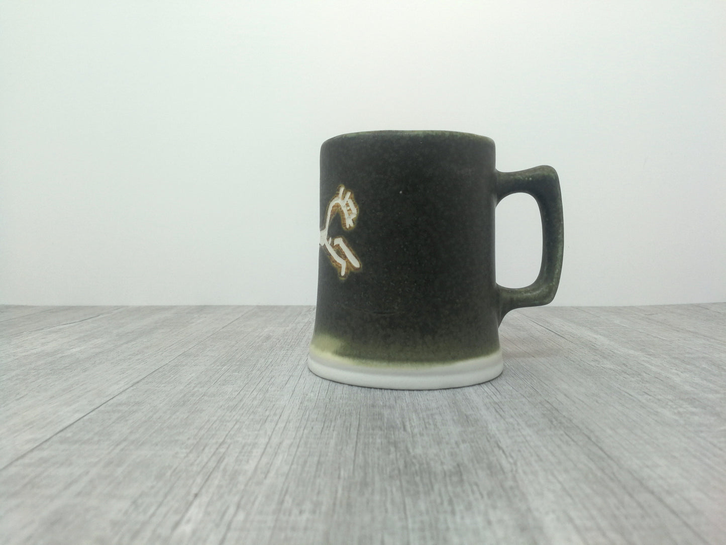 Vintage Ardington Mug | Mid Century Graphics | Kicking Horse Design