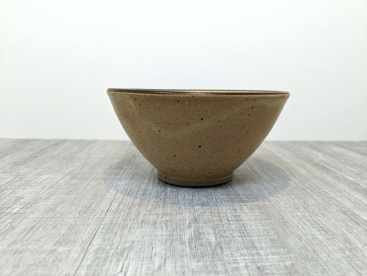 Mary Fox Studio Pottery | Ceramic Stoneware Bowl with Wild Grass / Bull Rush Brush Strokes | Early 1980's Mary Fox Pottery