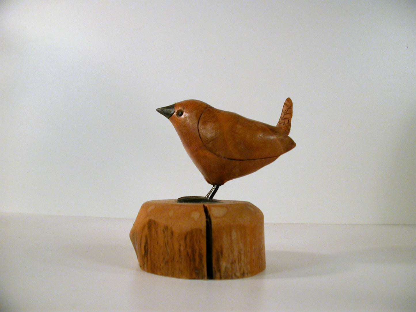 Hand Carved Wood Wren by Red Fairhall, Vintage Bird Carving from the 1980's, Wood HAnd Carved Folk Art Bird on Pedestal