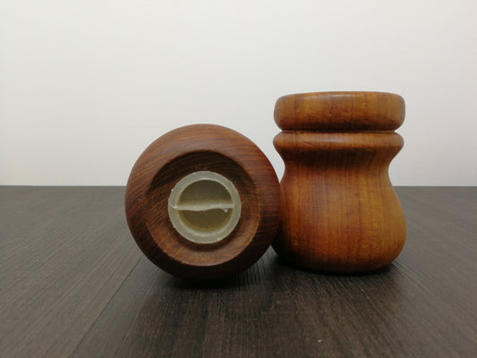 Teak Salt and Pepper Shakers | Mid Century Modern | Beautiful Wood Grain