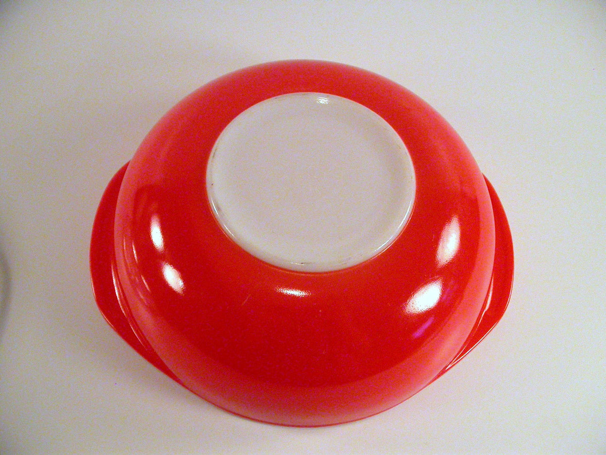 Vintage Pyrex Red Casserole Oven Dish Red Pyrex Casserole With Clear Lid.
