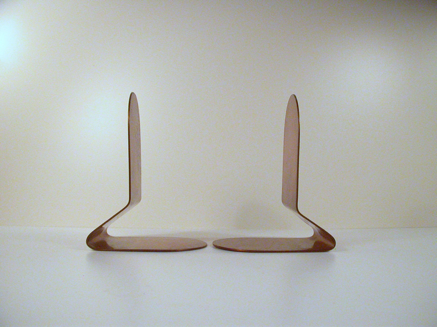 Arts and Crafts style Copper Bookends | Engraved Round Reflective Pattern | Minimalist Design