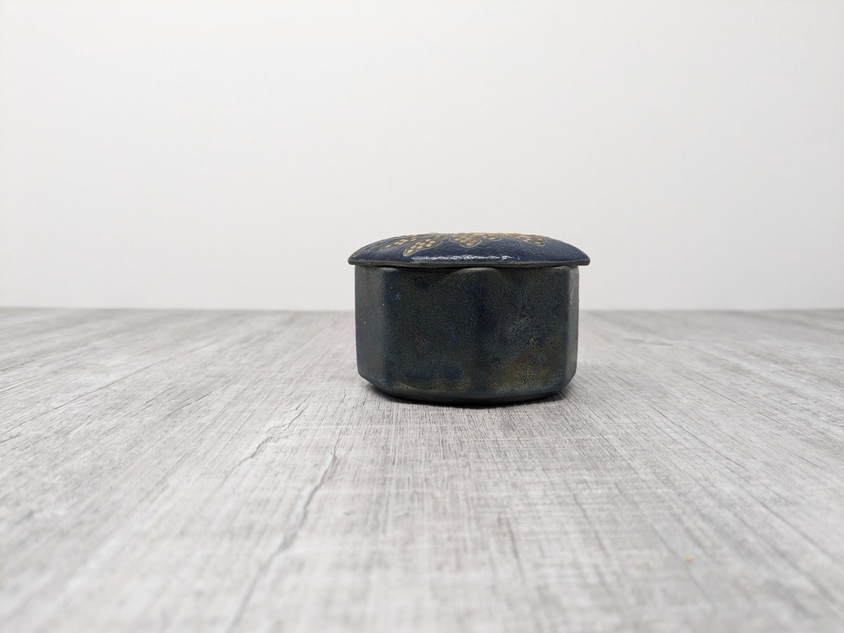 Braemer Studio Pottery Raku Box Floral Design | Kevin Wright Pottery