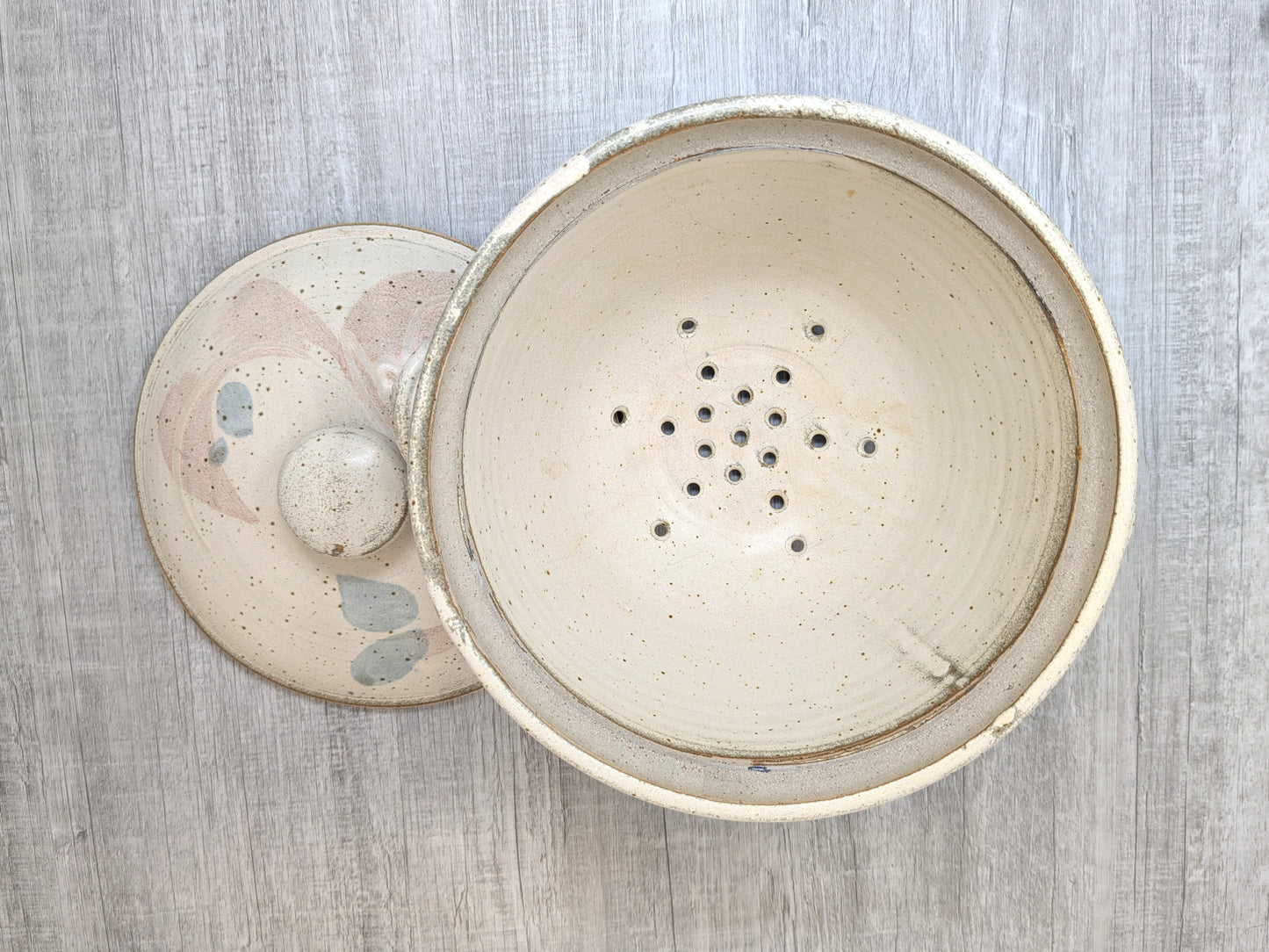 Cranberry Pottery 9" Berry Bowl | Vintage Powell River Pottery