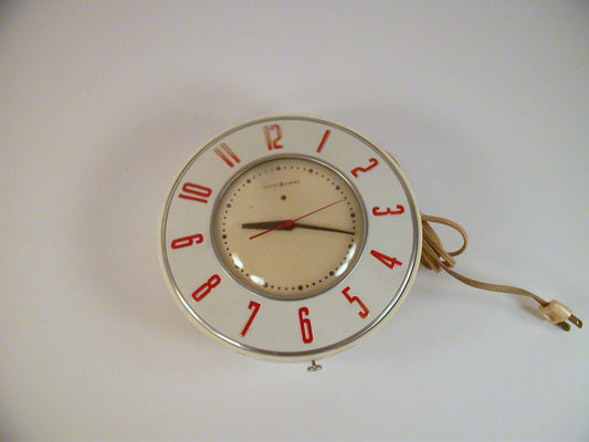 GE Electric Wall Clock | Vintage Kitchen Clock
