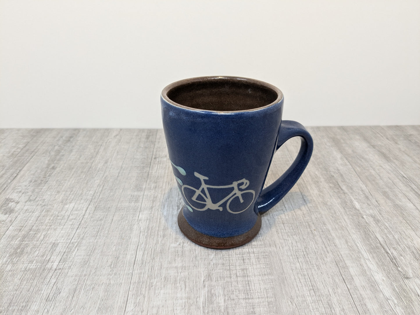 Faro Annie Sulivan Studio Pottery Bicycle Mug