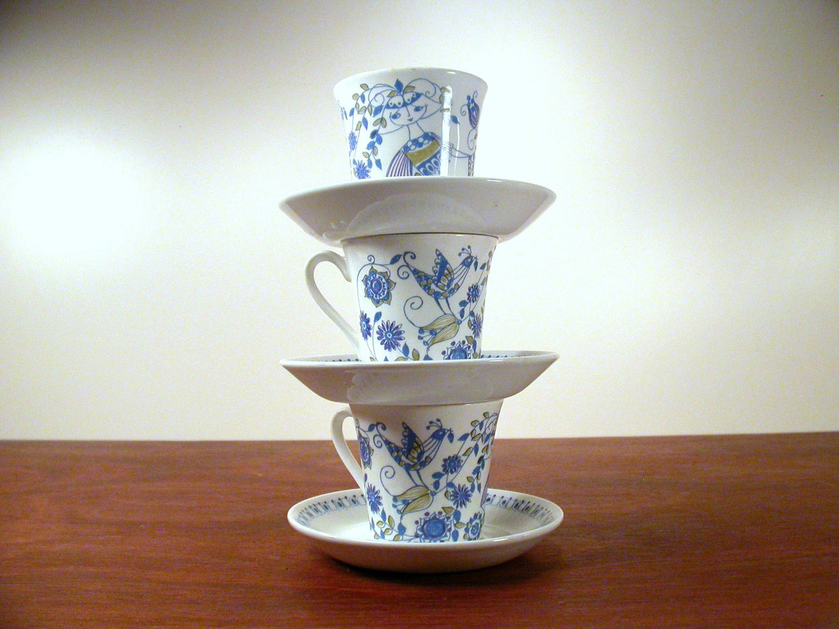Turi Gramstad Oliver Lotte Tea Cups and Saucers | Figgjo Flint