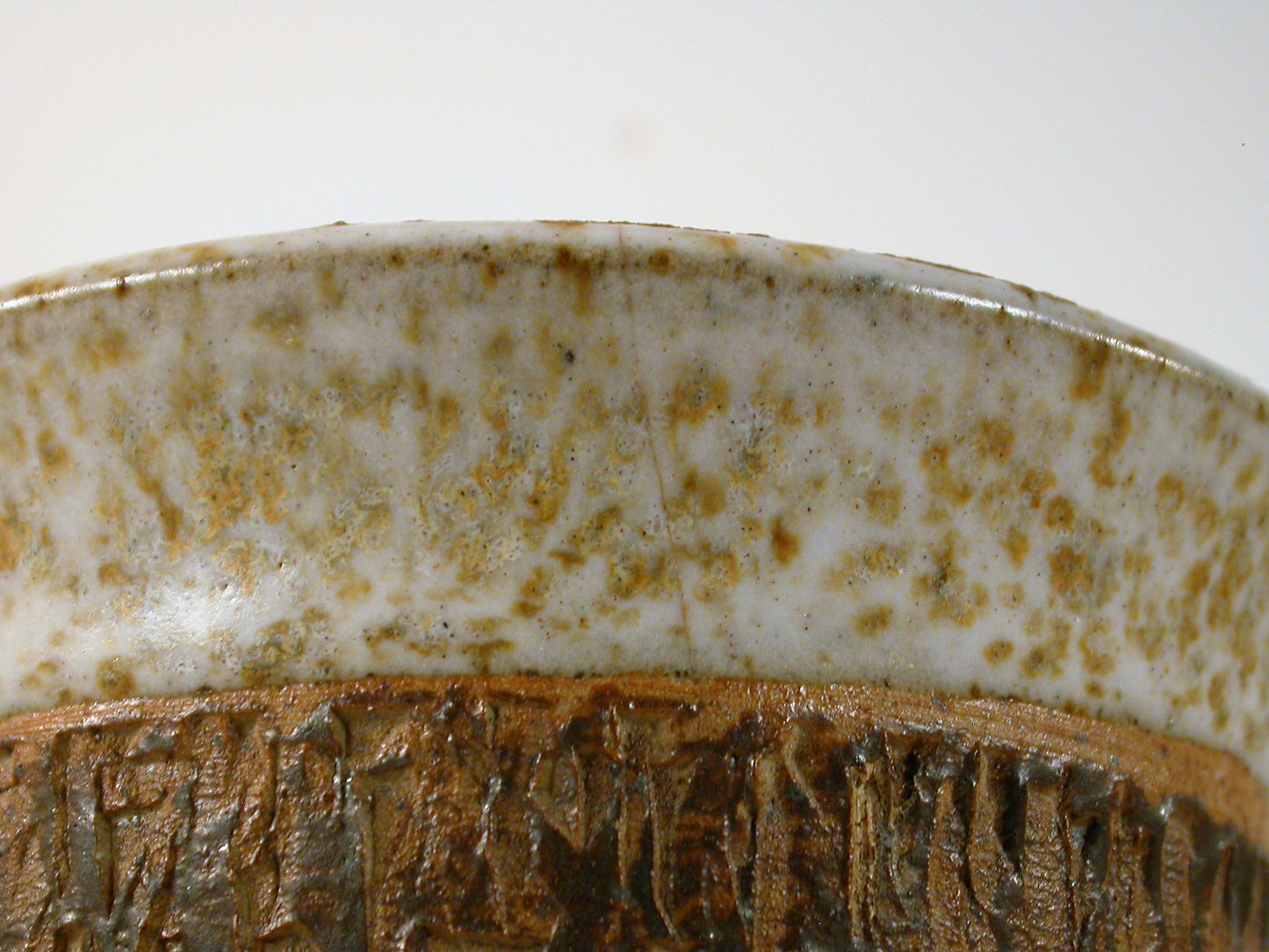 Hansen-Ross Studio Pottery from Fort Qu'Appelle Saskatchewan, Vintage Stoneware Wall Pocket 1976