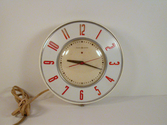GE Electric Wall Clock | Vintage Kitchen Clock
