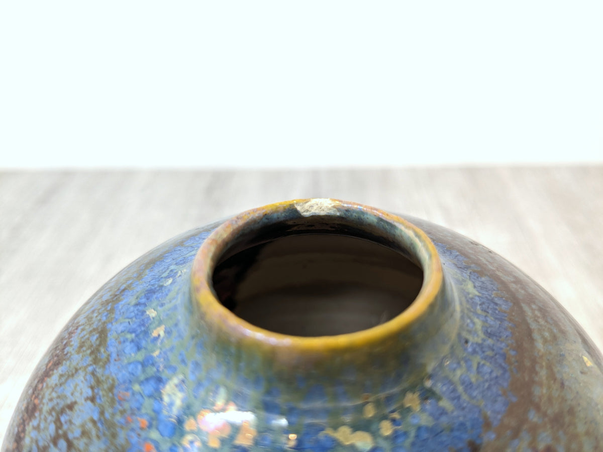 Gordon Hutchens Studio Pottery Vase | Rich Blue / Purple Glaze | Handthrown Opalascence  Vase