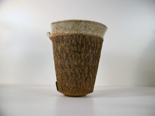 Hansen-Ross Studio Pottery from Fort Qu'Appelle Saskatchewan, Vintage Stoneware Wall Pocket 1976