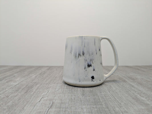 Minimalist Pottery Mug with Clean Lines and Subtle Embellishments