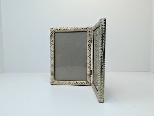 Vintage Bifold Picture Frame | Antiqued White & Brass Finish | 4"× 6"