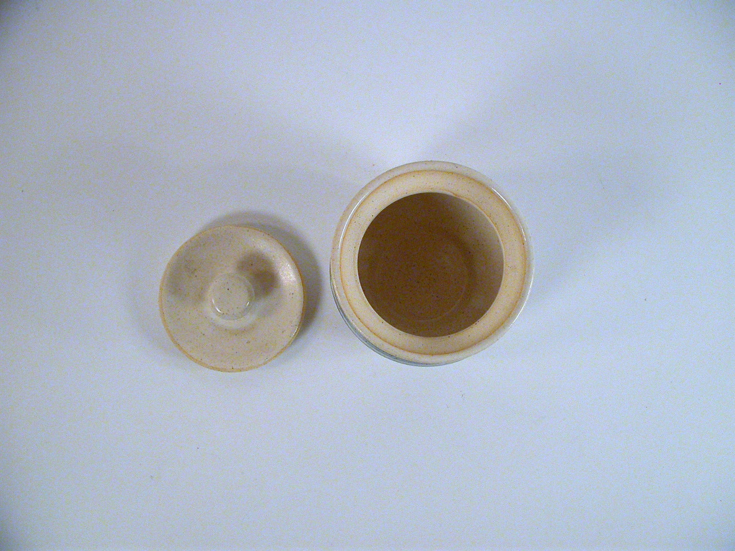 Sandi Dagg Pottery Prince Edward Island, Functional Covered Jar Blue Band over off White Body, Vintage PEI Pottery