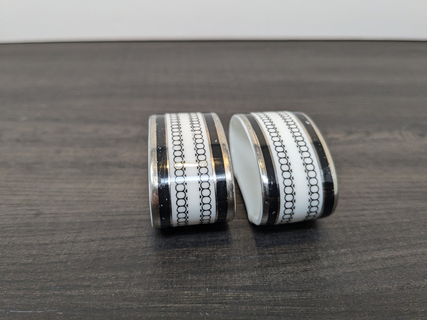 Pair of Royal Doulton Sarabande Napkin Rings | Discontinued Pattern | Neo Deco