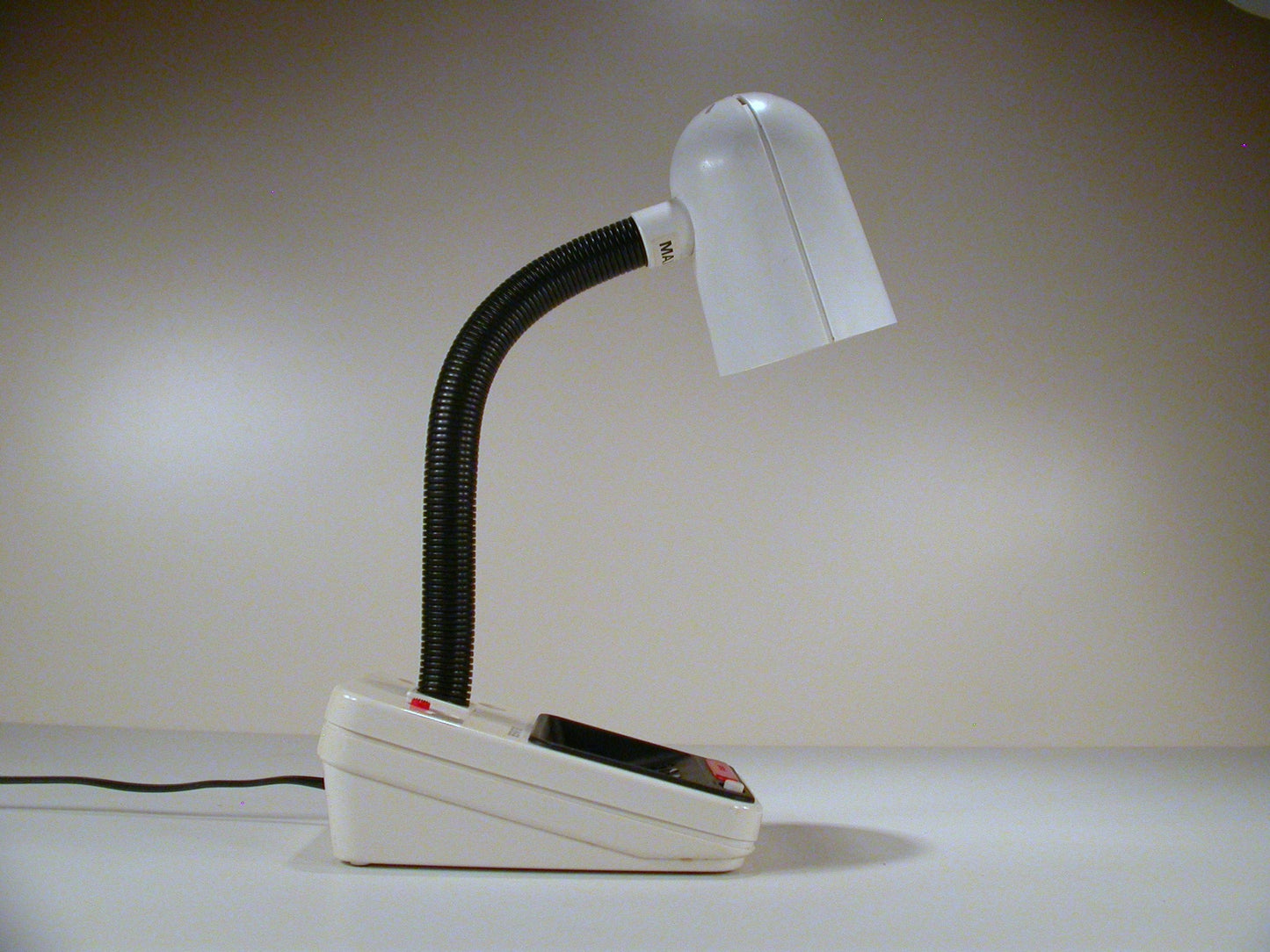 Spartus Digital Display Alarm Clock with Gooseneck Lamp, Mod Alarm and Table Light