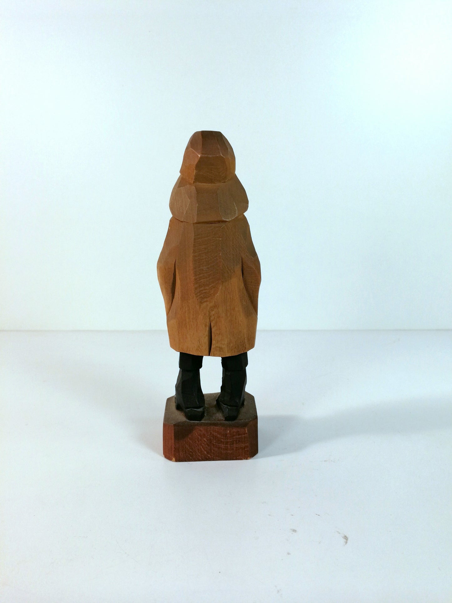 Tom Hannah Wood Carving "SALTY" , Folk Art Wood Carving of Sea Captain, Hand Carved Pine or Bass Wood Statue