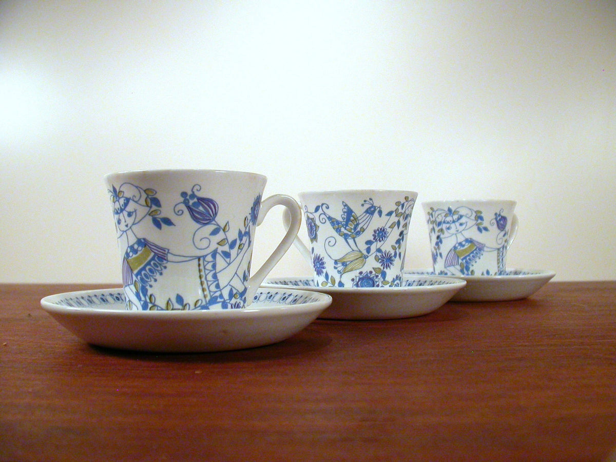 Turi Gramstad Oliver Lotte Tea Cups and Saucers | Figgjo Flint