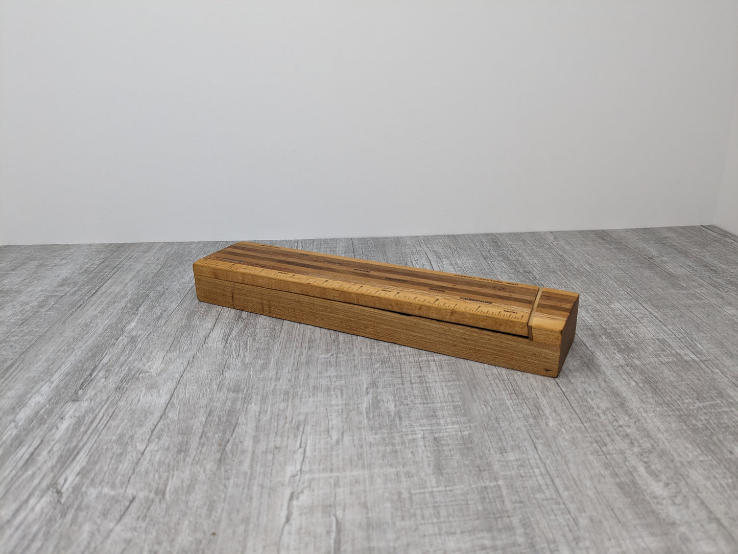 Vintage New Zealand Timbers Pencil Holder | Clapper Board Opening Mechanism