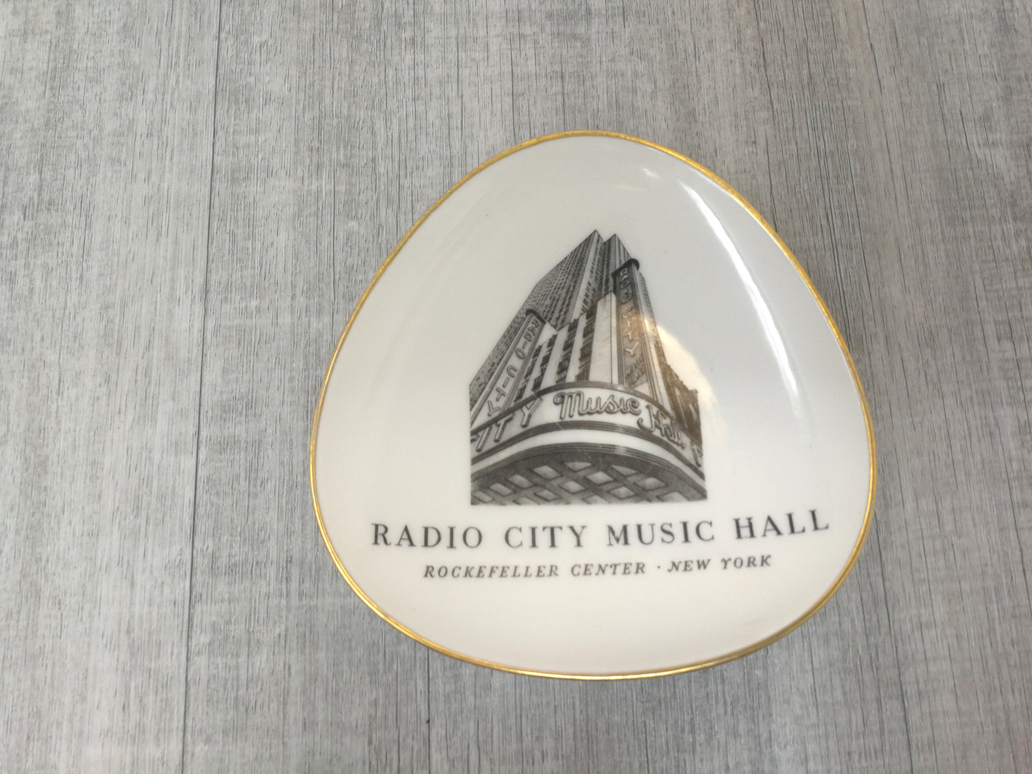 NEW YORK / US - Radio City Music Hall Dish | Rosenthal Porcelain Selb Germany | Dream Big