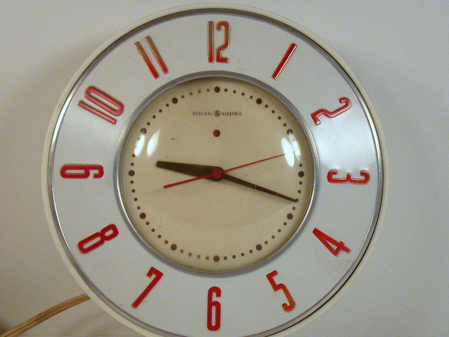 GE Electric Wall Clock | Vintage Kitchen Clock