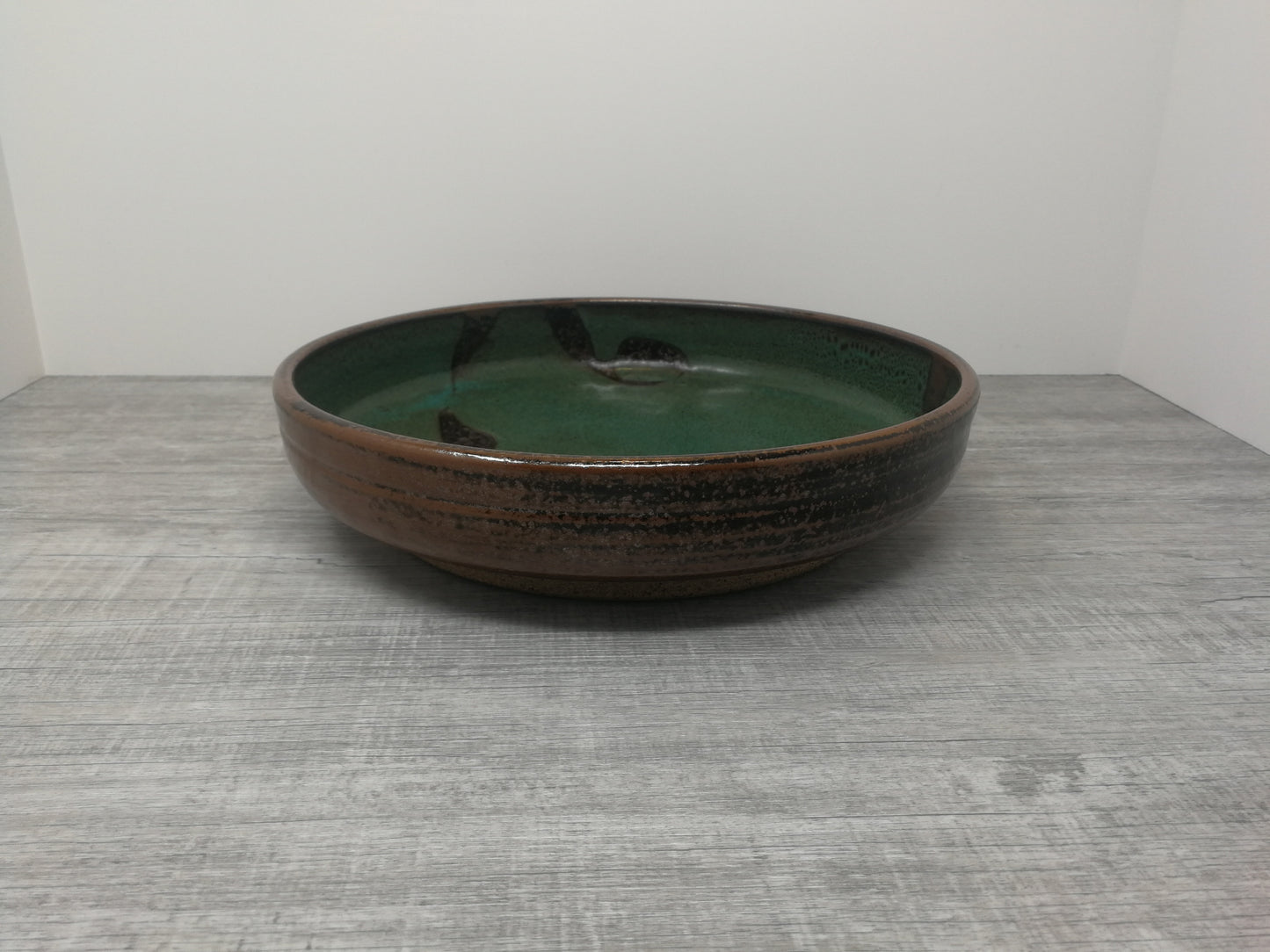 Walter Dexter Green Charger