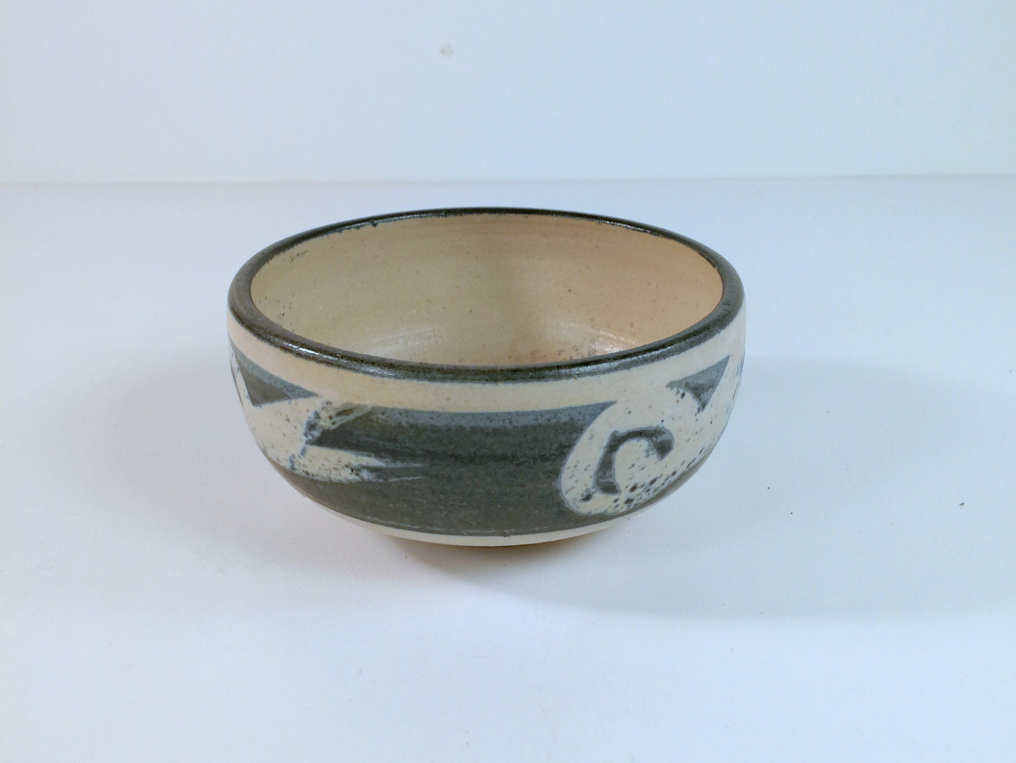 Walter Dexter Studio Pottery Bowl Blue Gray Glaze over Off White Body, Hand Made Pottery