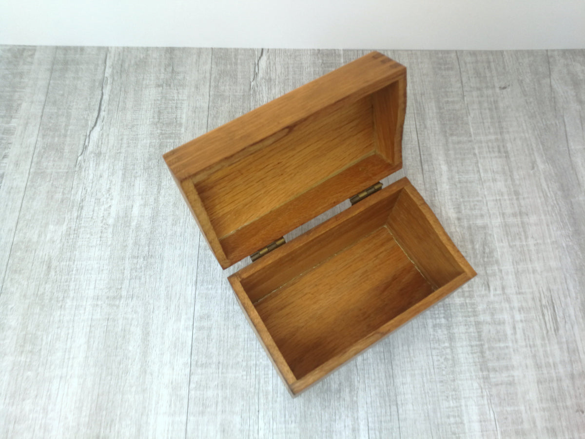 Oak Recipe or Library Index File Card Box | Vintage Solid Wood Hinged Box | Curve Cut Lid | Finger Jointed Sides