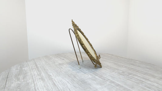 Rococo Revivalist Vintage Italian Brass Ornate Oval Picture Frame | Classic Vintage Home Decor | Curved Glass Wall Hanging Frame