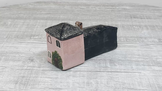 WIVENHOE / GB - Marjorie Barton Pottery #12 | British Folk Art