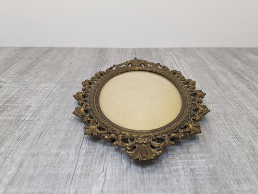 Rococo Revivalist Vintage Italian Brass Ornate Oval Picture Frame | Classic Vintage Home Decor | Curved Glass Wall Hanging Frame