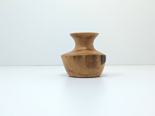 Aspen Wood Vase | Spinning Aspen Woodturning